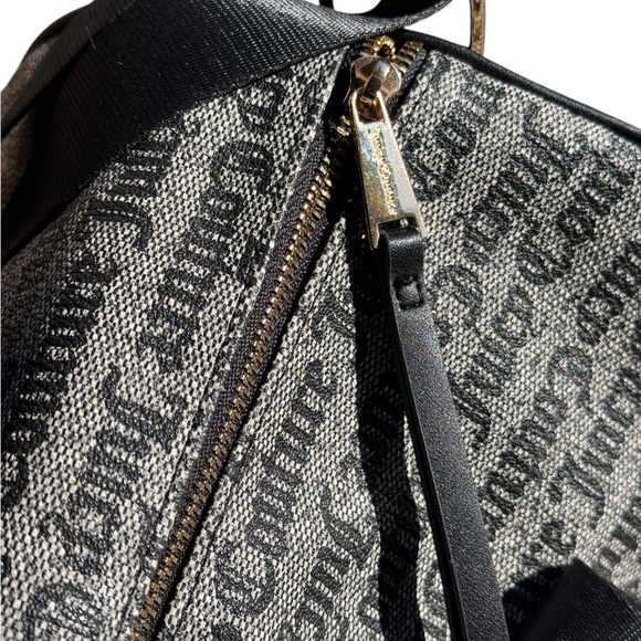 NWT Juicy Couture Women’s Carry-on Duffel Travel Bag Black/Cream - Picture 3 of 13